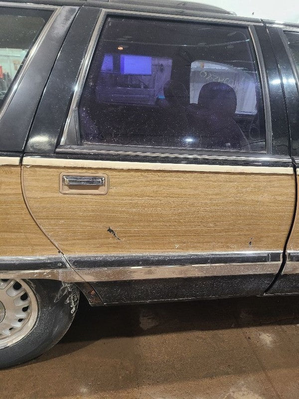 Passenger Right Rear Side Door Station Wgn Fits 91-96 ROADMASTER 65838