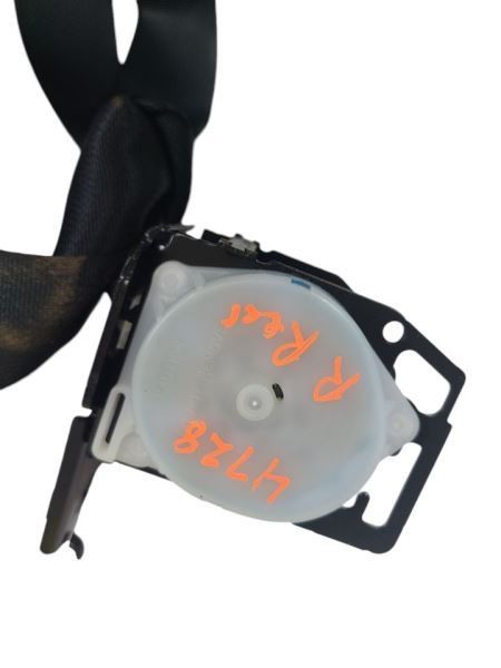 RX8       2004 Seat Belt Rear 595165