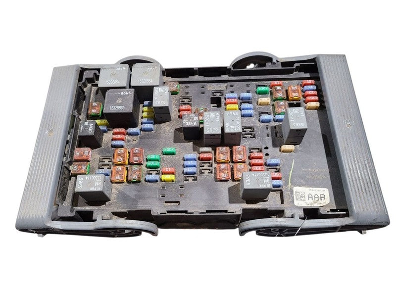Fuse Box Engine Fits 10-14 ESCALADE 645313 25941368