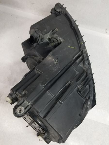 Driver Left Headlight Sedan Halogen Fits 11-16 JETTA 539069