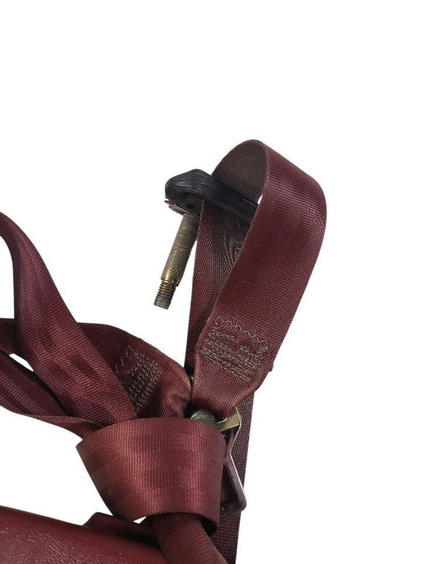 TCHEV1500 1990 Seat Belt Front 630569