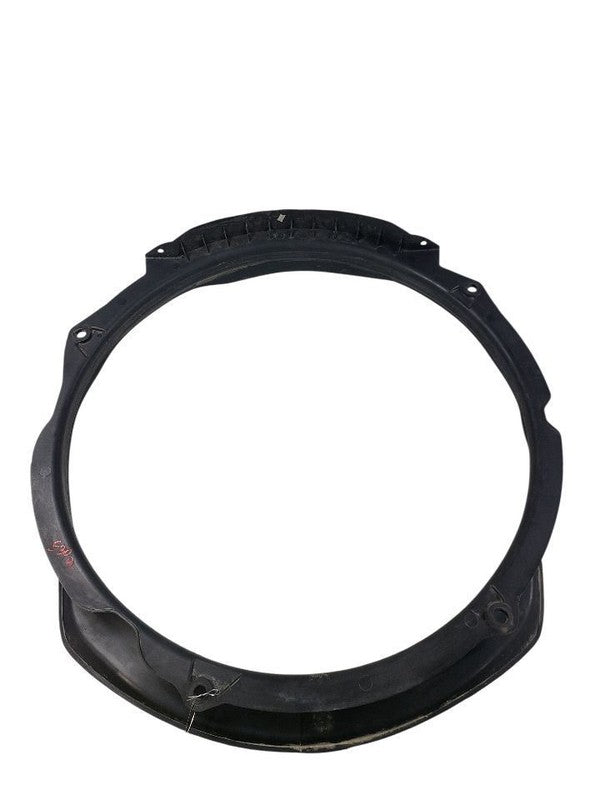 RAM3500   2015 Radiator Shroud 652924