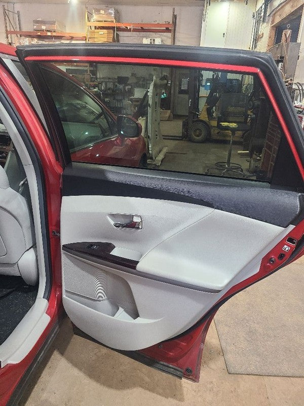 Passenger Rear Side Door Privacy Tint Glass Fits 09-16 VENZA 654436