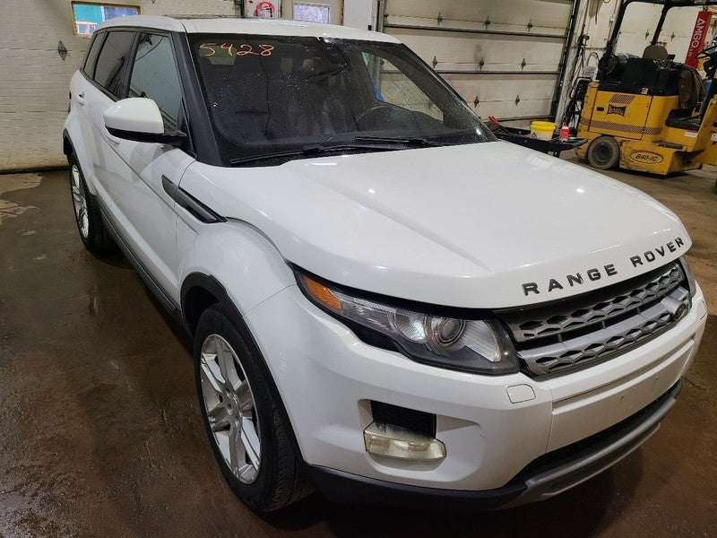 EVOQUE    2015 Rocker Panel Moulding 660853
