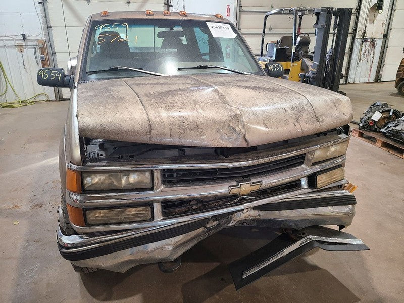 Passenger Rear Side Door Crew Cab Fits 92-00 CHEVROLET 3500 PICKUP 679