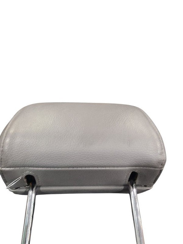 TUNDRA    2008 Headrest 654315