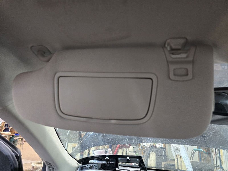 Driver Sun Visor Illuminated With Sunroof Fits 19-20 FUSION 636115
