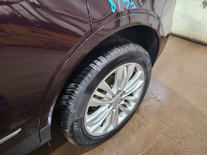 XT5       2017 Fender Flare/Extension 662589