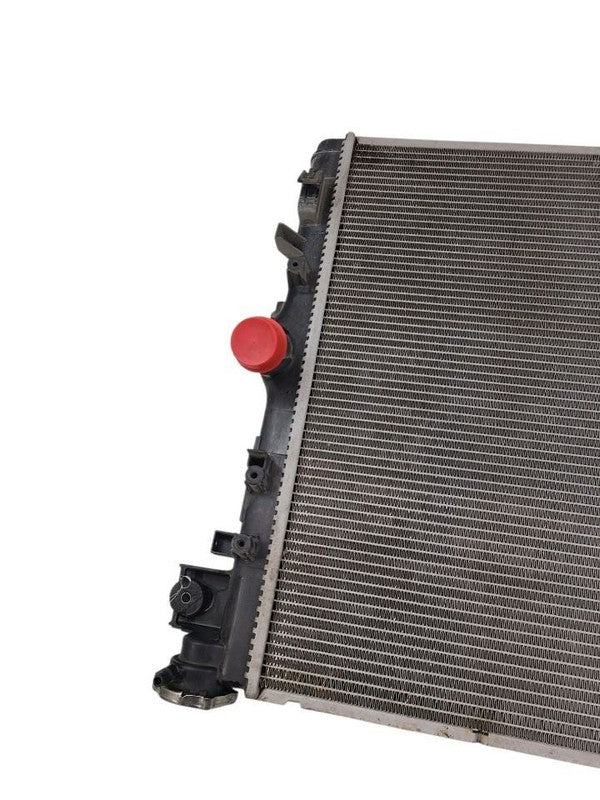 Radiator VIN W 6th Digit Jk Body Fits 07-18 WRANGLER 630429
