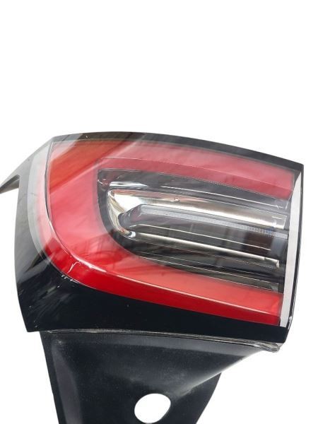 TESLA 3   2023 Quarter Mounted Passenger Side Tail Light 577749