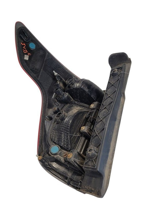 Passenger Tail Light Red Lens Fits 11-15 EXPLORER 663024