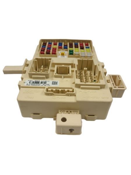 TUCSON    2021 Fuse Box Cabin 587515