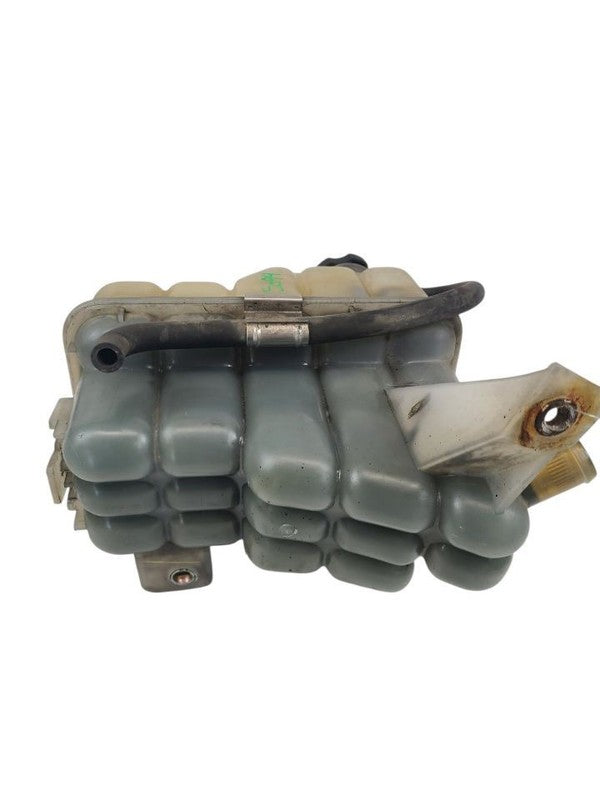Coolant Reservoir Classic Style Fits 01-07 SIERRA 2500 PICKUP 633584
