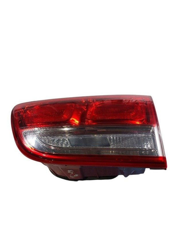 Passenger Tail Light Liftgate Mounted Incandescent Fits 16-18 SORENTO 