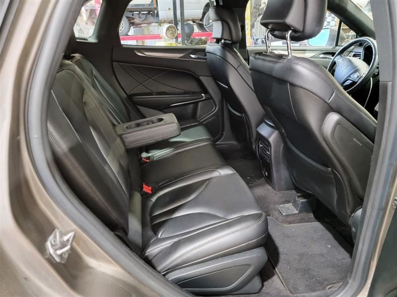 MKC       2017 Hatchback Strut 559734
