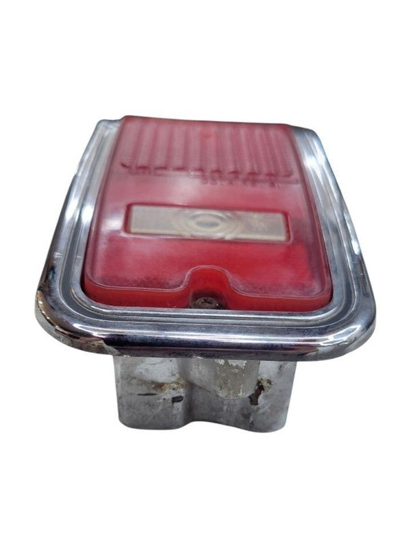 Tail Light Fits 84-91 GRAND WAGONEER 678960