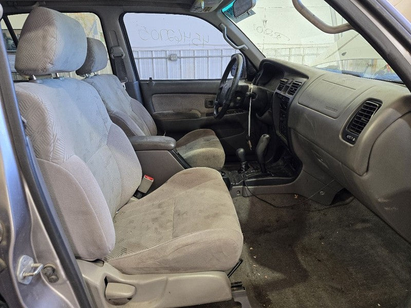Seat Belt Front Bucket Driver Buckle SR5 Fits 00-02 4 RUNNER 627832