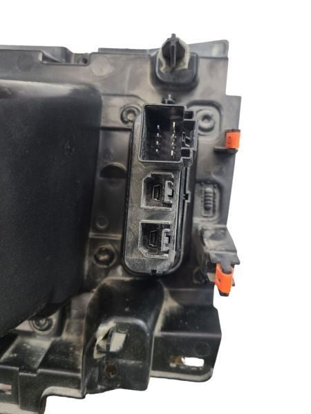 RAM2500   2020 Glove Box 584443