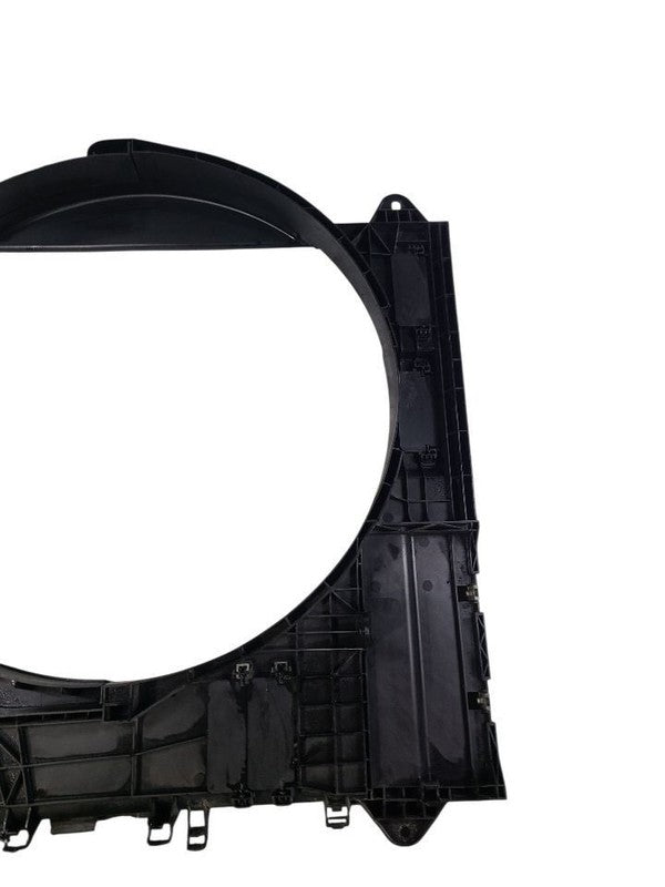 QX80      2015 Radiator Shroud 654211