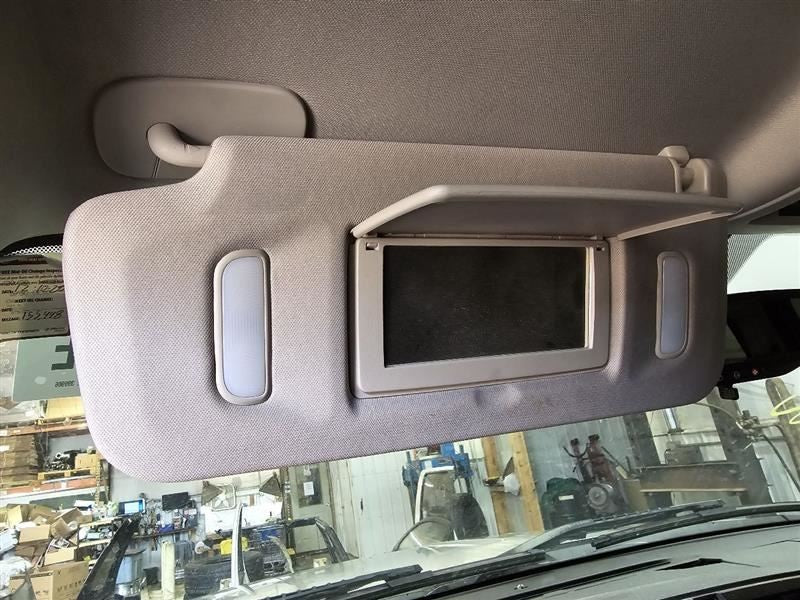 Driver Left Sun Visor Illuminated Fits 07-14 ESCALADE 596470