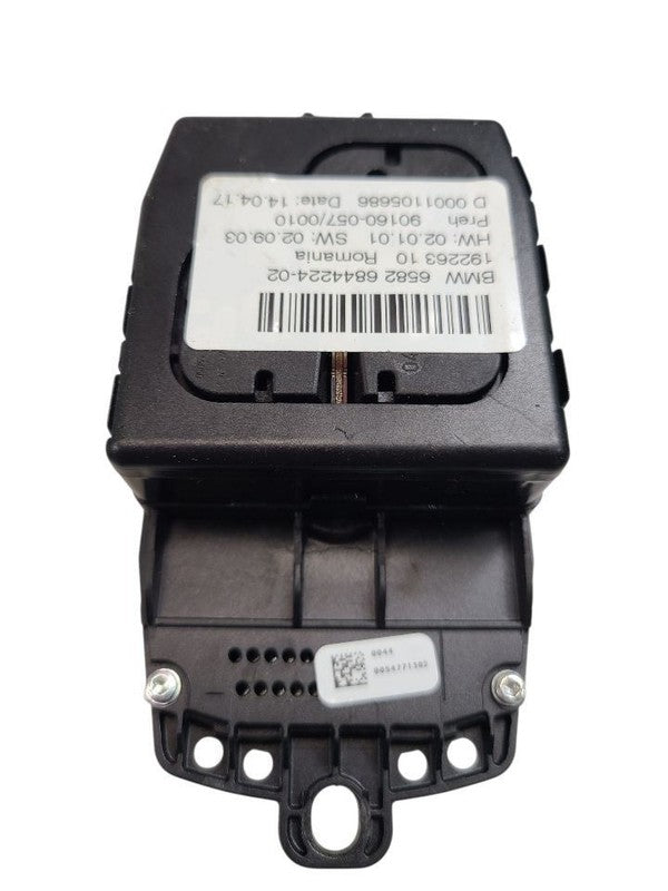 540I      2017 Audio Equipment Radio 644628