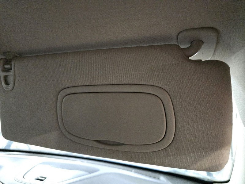 Passenger Right Sun Visor Illuminated Fits 14-18 CHEROKEE 623415