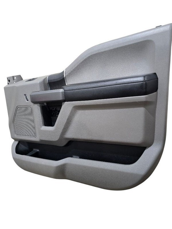 F150      2015 Front Door Trim Panel 645703