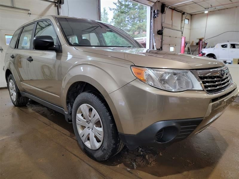 FORESTER  2009 Owners Manual 556825