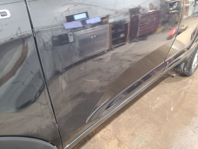 Driver Front Door With Solar Automatic Down Only LX Fits 10-16 SPORTAG