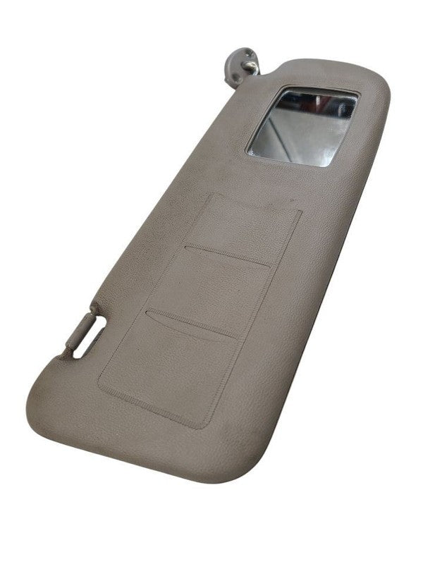 Passenger Sun Visor Crew Cab 4 Door With Vanity Mirror Fits 01-03 TACO