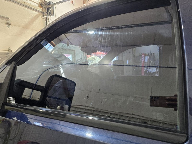Driver Left Front Door Glass Fits 07-14 SIERRA 2500 PICKUP 644107