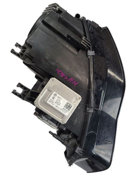 Passenger Headlight Xenon HID Self Adjusting Opt 8Q3 Fits 13-17 AUDI A