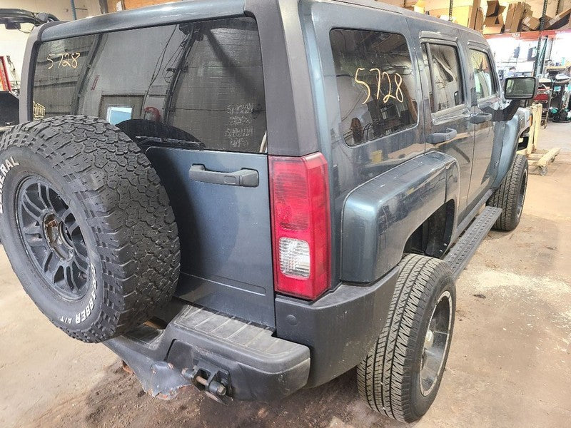 H3        2006 Fender Flare/Extension 679841