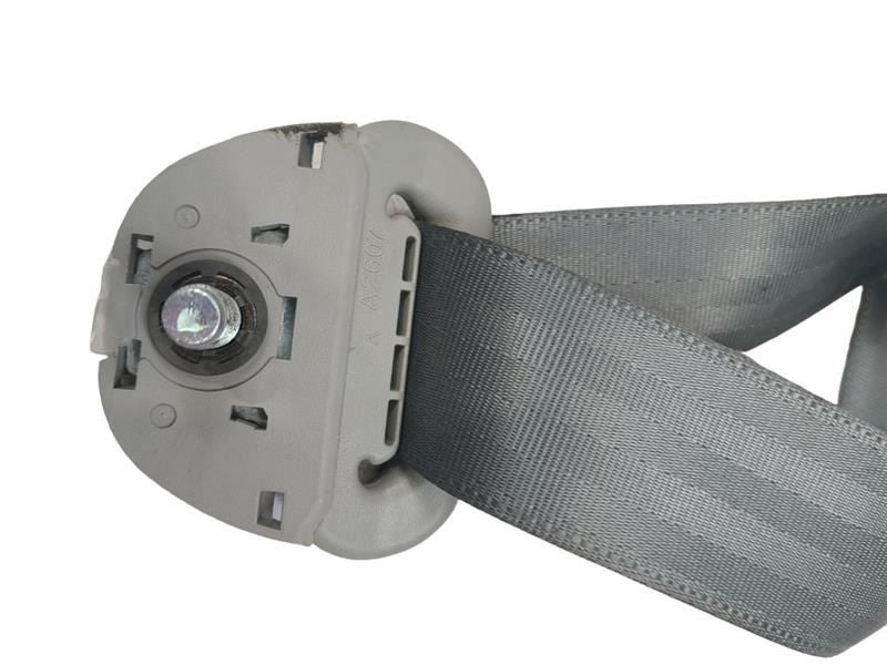 SIENNA    2017 Seat Belt Rear 588099