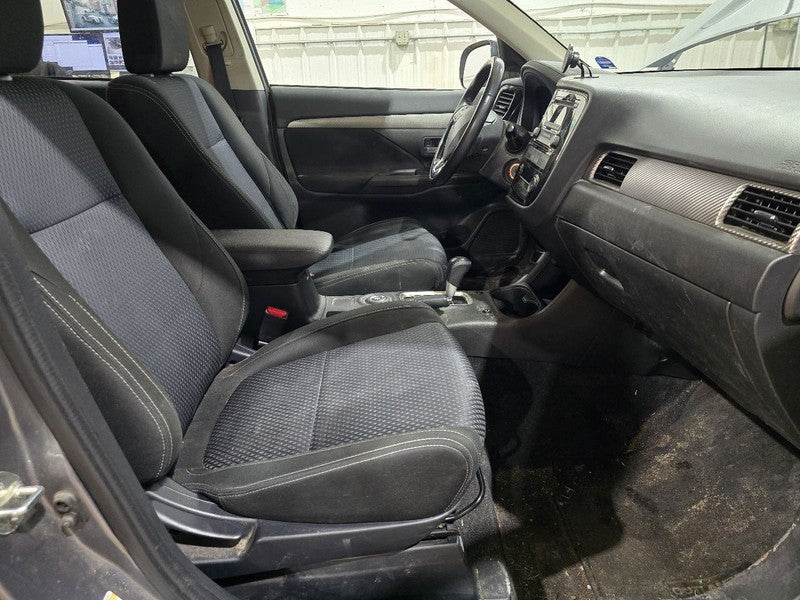 Seat Belt Front Plug-in Hybrid Phev Driver Fits 14-22 OUTLANDER 625389