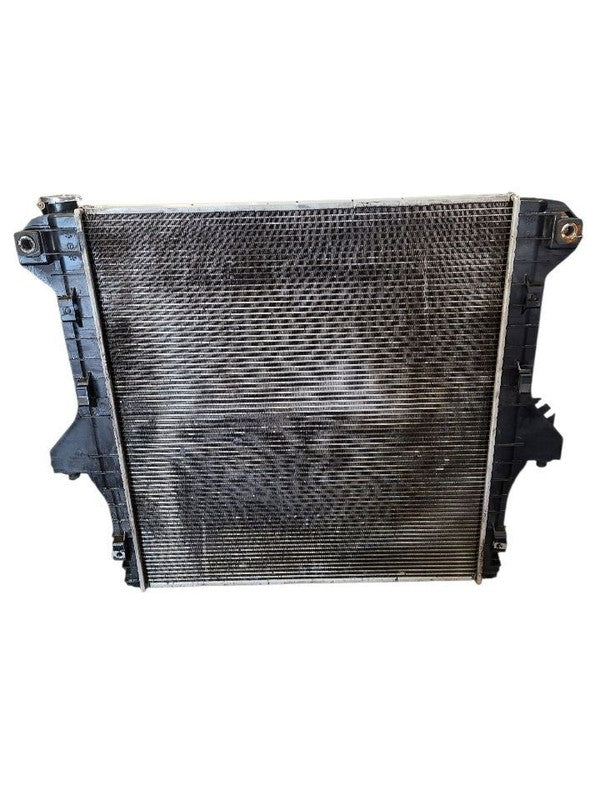 Radiator Fits 03-05 DODGE 2500 PICKUP 641785
