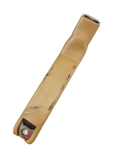 FRONT CORVETTE  1986 Passenger Side Buckle Seat Belt Front 576376