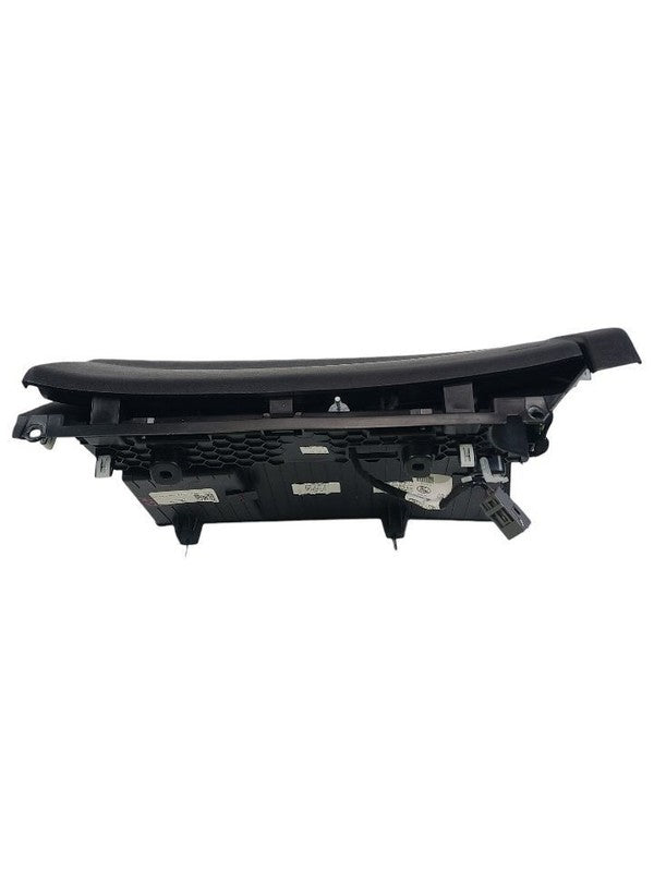 EDGE      2015 Glove Box 658650