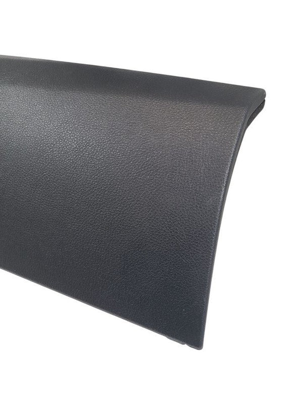 528I      2015 Glove Box 615187