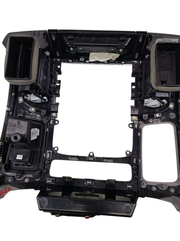 RAM1500   2014 Dash Bezel 630662