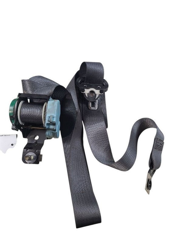 SILVRDO15 2002 Seat Belt Rear 638801