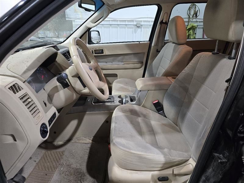 ESCAPE    2011 Owners Manual 582967