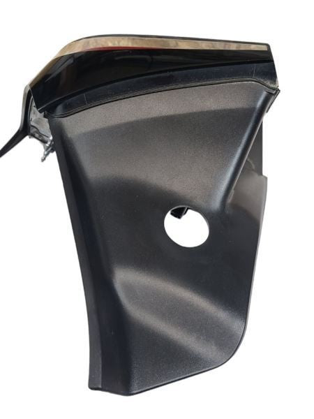 TESLA 3   2023 Quarter Mounted Passenger Side Tail Light 577749