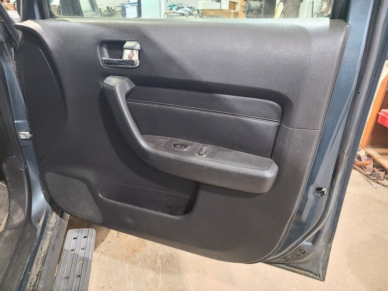 Passenger Right Front Door Fits 06-07 HUMMER H3 679849