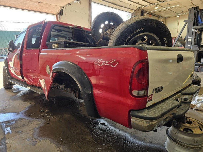 F350SD    2005 Front Door Trim Panel 647976