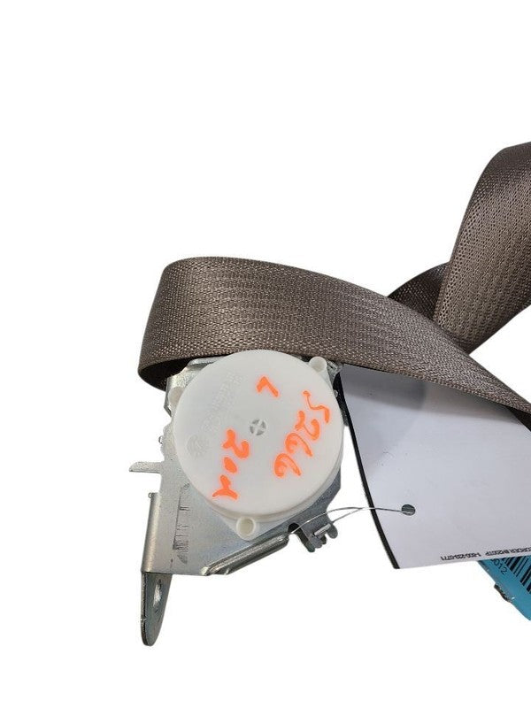 TAHOE     2015 Seat Belt Rear 650012
