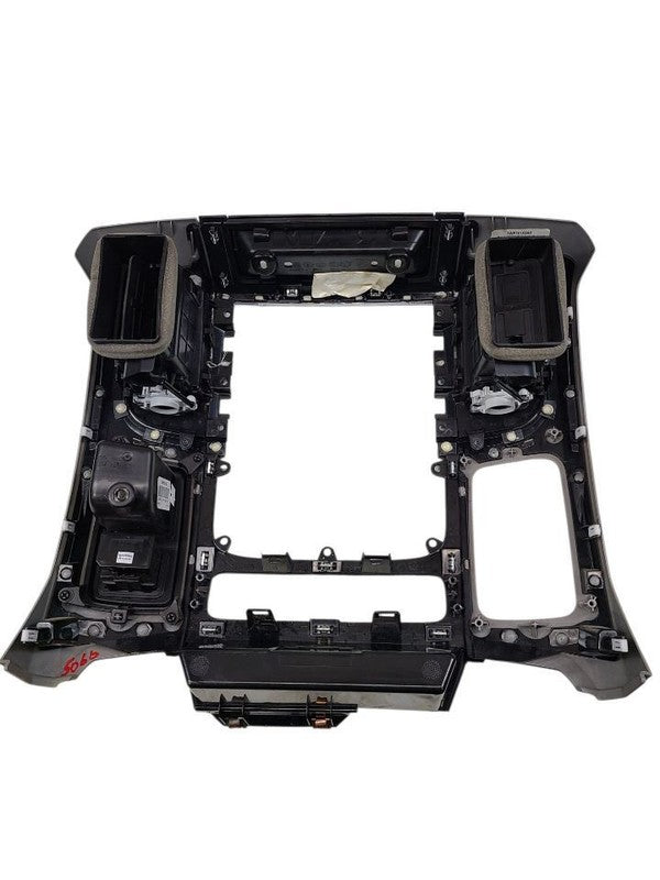 RAM1500   2014 Dash Bezel 630662
