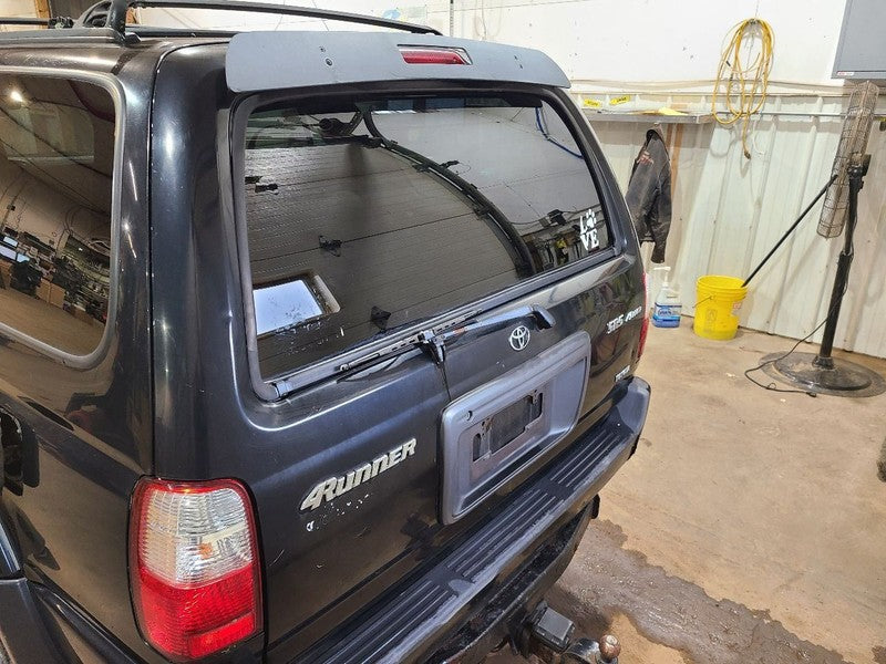 Passenger Fender With Fender Flare Large Fits 96-02 4 RUNNER 677443