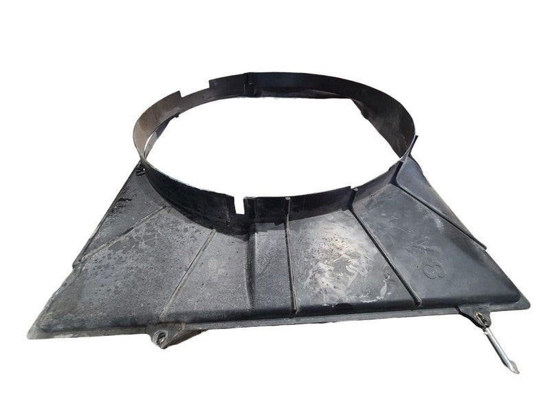 TUNDRA    2001 Radiator Shroud 677161