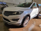 Driver Left Headlight Fits 15-18 MKC 492626